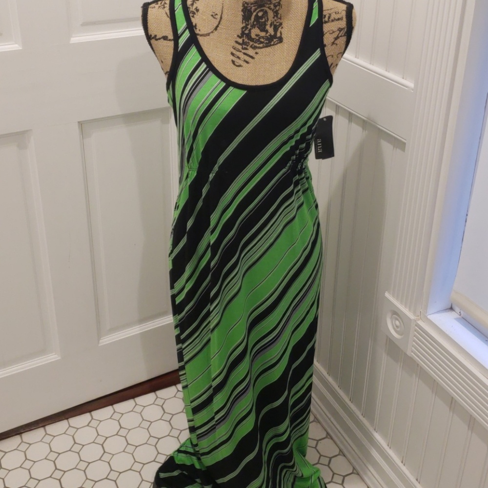 Ana tank dress. Size small NWT